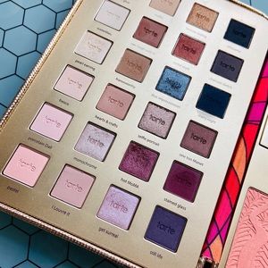 Limited Tarte “Pretty Paintbox” Palette